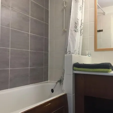 Lama-gite-des-puys T3 Lamado Vue Epoustouflante Sud Avec Grande Terrasse Super Besse