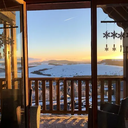 Lama-gite-des-puys T3 Lamado Vue Epoustouflante Sud Avec Grande Terrasse * Super Besse